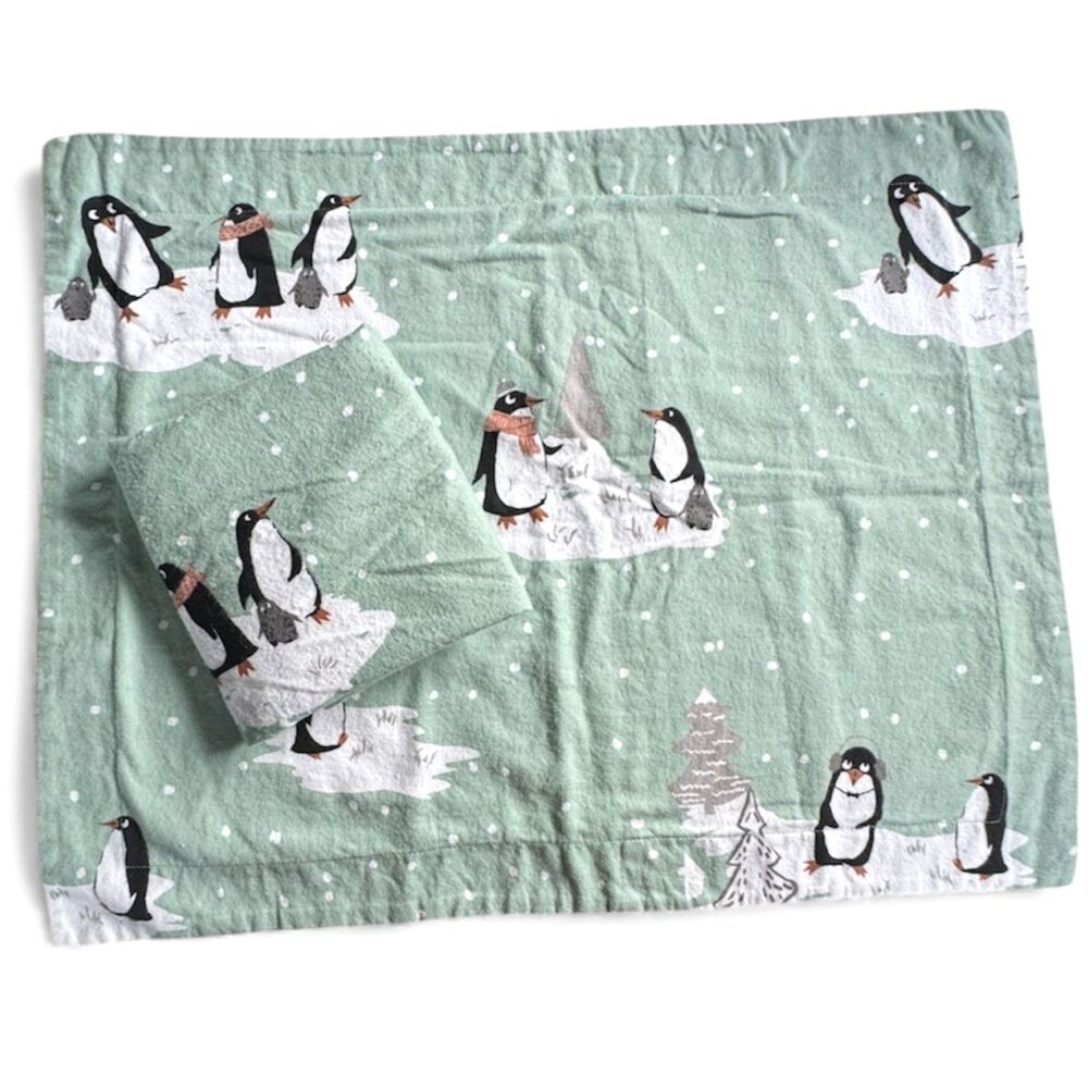 True North by Sleep Philosophy Flannel 100% Cotton Snow Penguins Pillow Sham Set